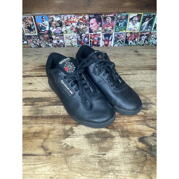 Size 9 - Reebok Princess Black - 30892 Trainers Shoes Womans Triple Black - Picture 1 of 7